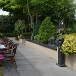 Woodfield House Hotel 3*