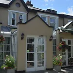 Woodfield House