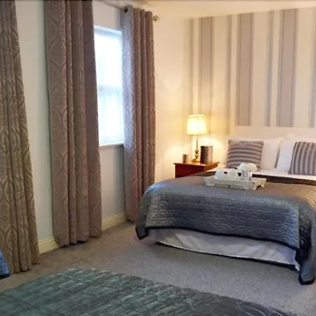 Woodfield House Hotel 3*