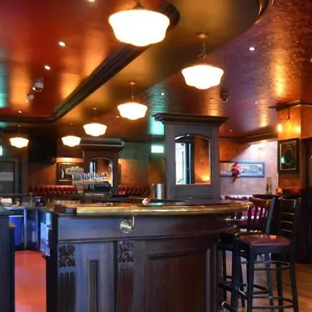 Woodfield House Hotel 3*